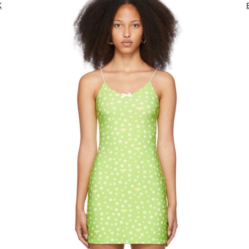 Omighty green daisy skinny dress